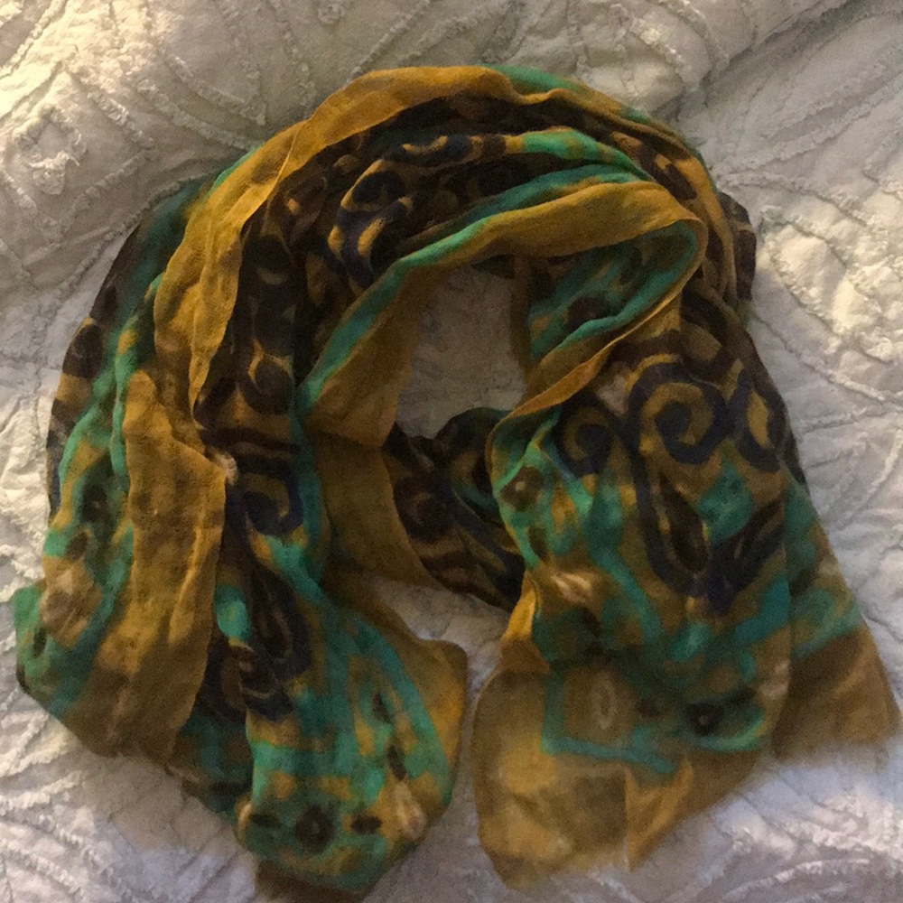 Beautiful Prana Scarf